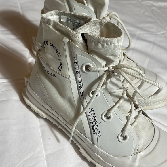 Converse Chuck Taylor All-Star
MC18 High Gore-tex White size M5 W7 - Picture 4 of 14
